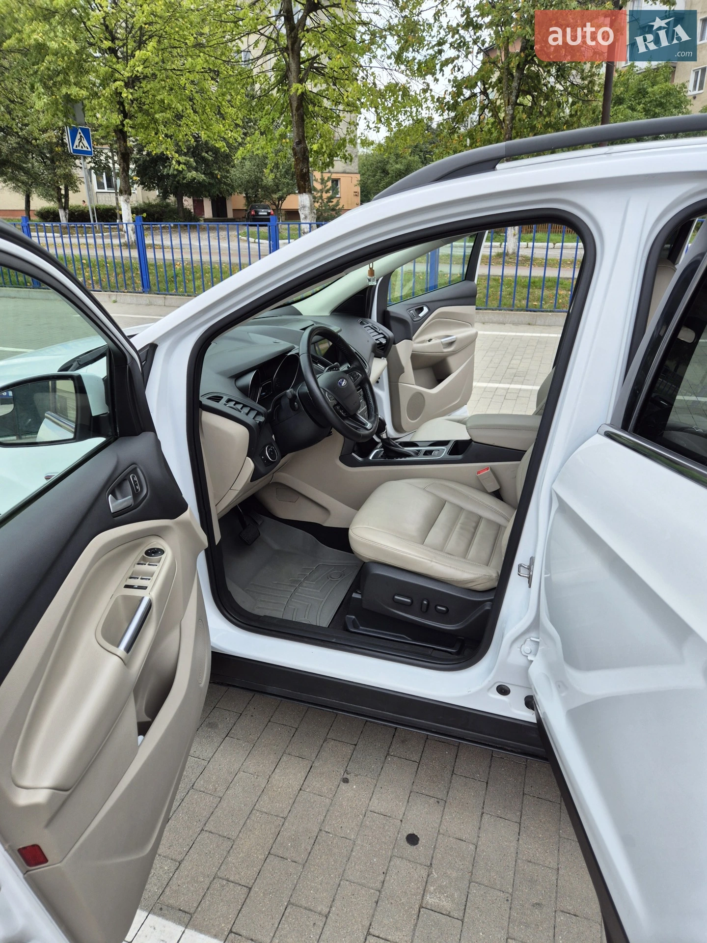 2016 Ford Escape - мініатюра 12