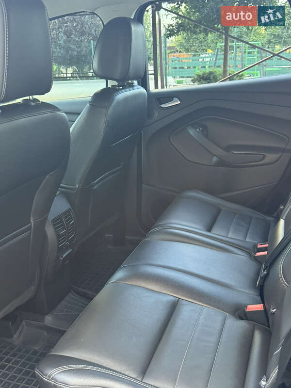 Внедорожник / Кроссовер Ford Escape 2013 в Одессе