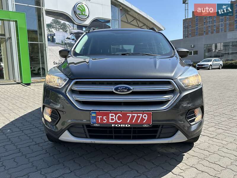 Внедорожник / Кроссовер Ford Escape 2018 в Луцке