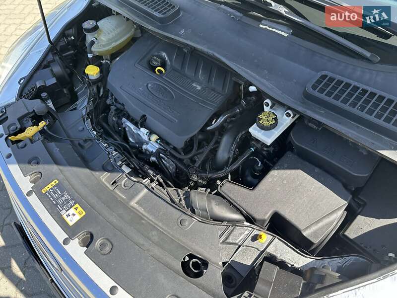 Внедорожник / Кроссовер Ford Escape 2018 в Луцке
