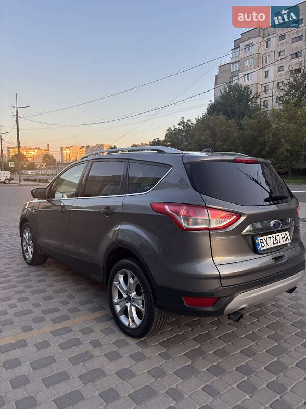 Внедорожник / Кроссовер Ford Escape 2013 в Хмельницком