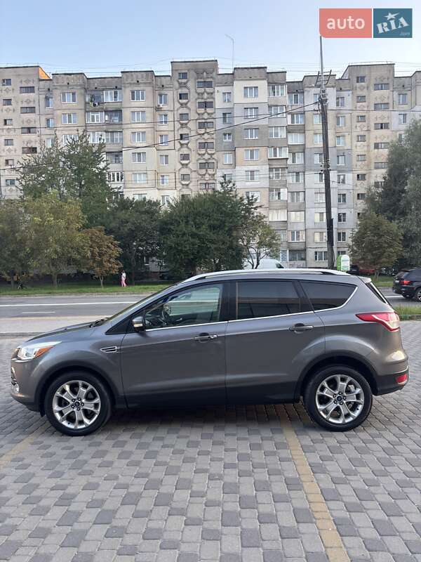 Внедорожник / Кроссовер Ford Escape 2013 в Хмельницком