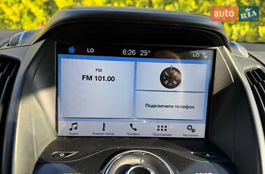 Внедорожник / Кроссовер Ford Escape 2016 в 