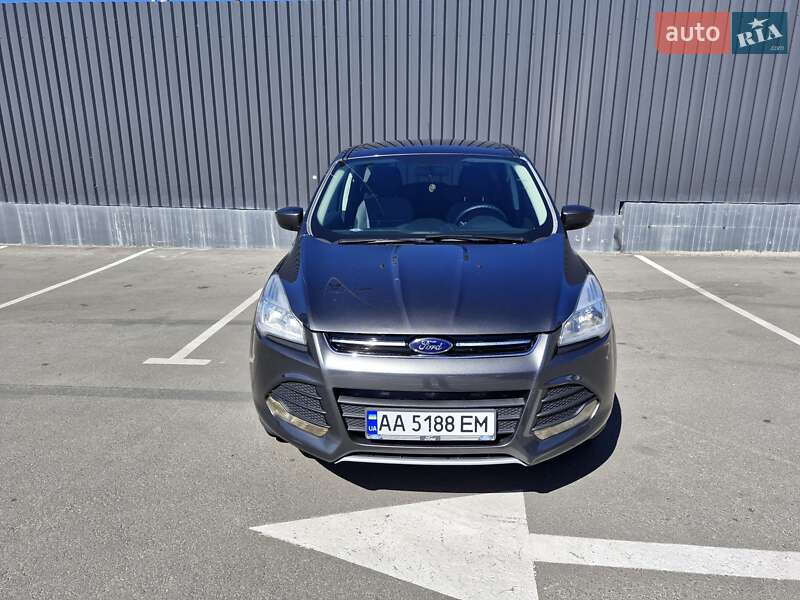 Внедорожник / Кроссовер Ford Escape 2015 в Киеве