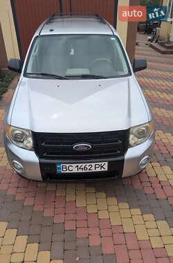 Внедорожник / Кроссовер Ford Escape 2010 в 
