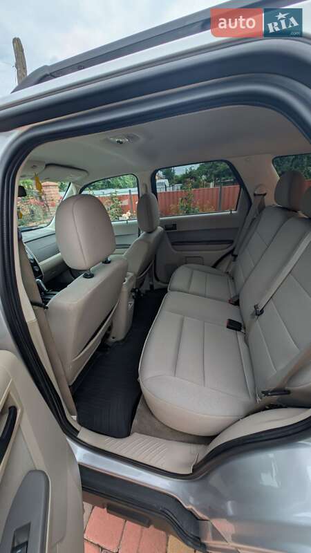Внедорожник / Кроссовер Ford Escape 2010 в Львове