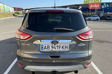 Внедорожник / Кроссовер Ford Escape 2013 в 