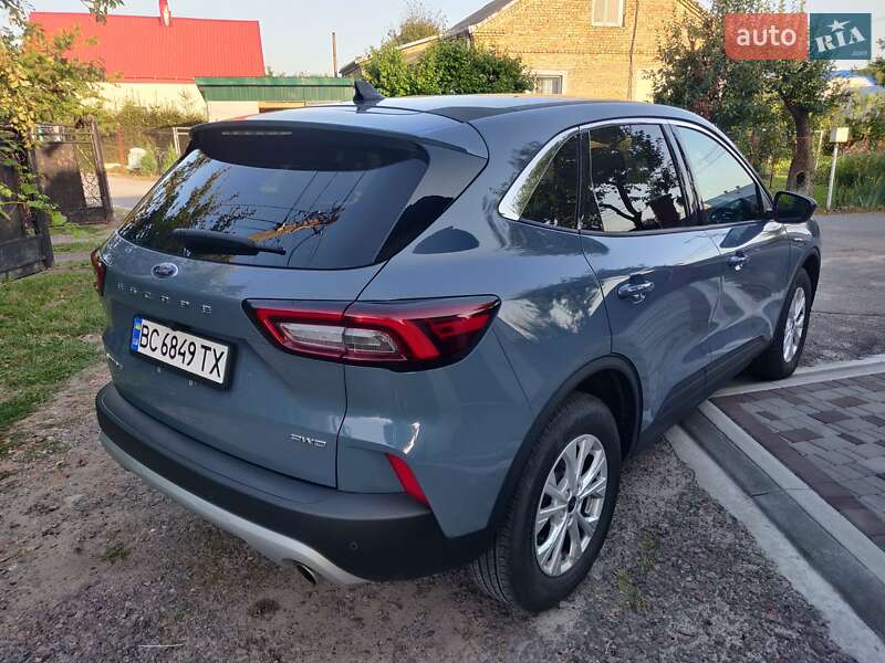 Позашляховик / Кросовер Ford Escape 2023 в Золочеві