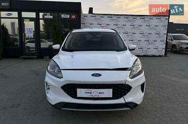 Внедорожник / Кроссовер Ford Escape 2019 в 