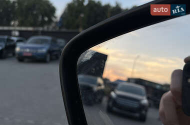 Внедорожник / Кроссовер Ford Escape 2019 в 