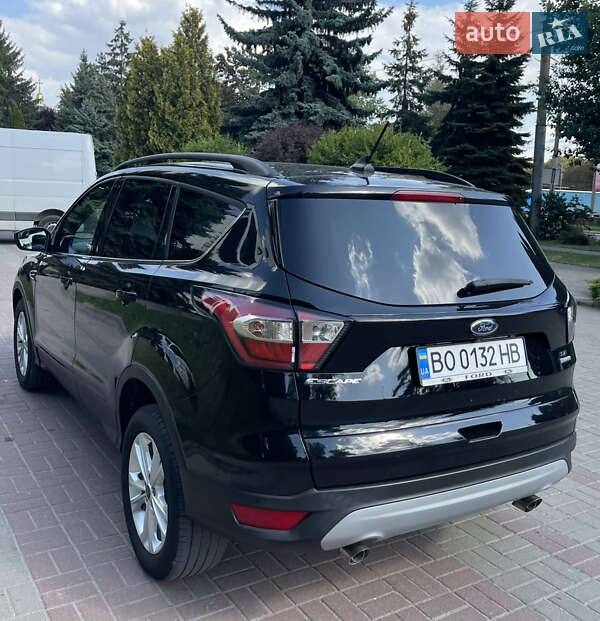 Внедорожник / Кроссовер Ford Escape 2017 в Тернополе