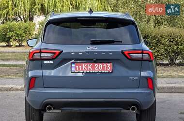 Внедорожник / Кроссовер Ford Escape 2024 в 