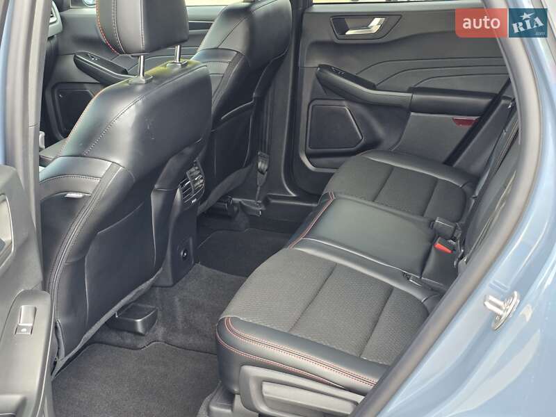 Внедорожник / Кроссовер Ford Escape 2024 в Кривом Роге