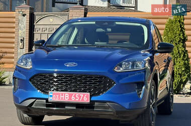 Внедорожник / Кроссовер Ford Escape 2022 в Киеве