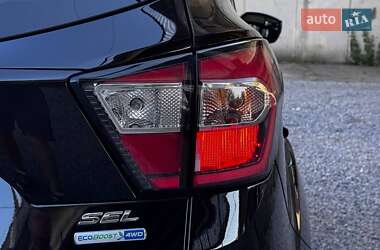 Внедорожник / Кроссовер Ford Escape 2018 в 
