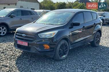Внедорожник / Кроссовер Ford Escape 2017 в Луцке