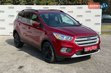 Позашляховик / Кросовер Ford Escape 2018 в Луцьку