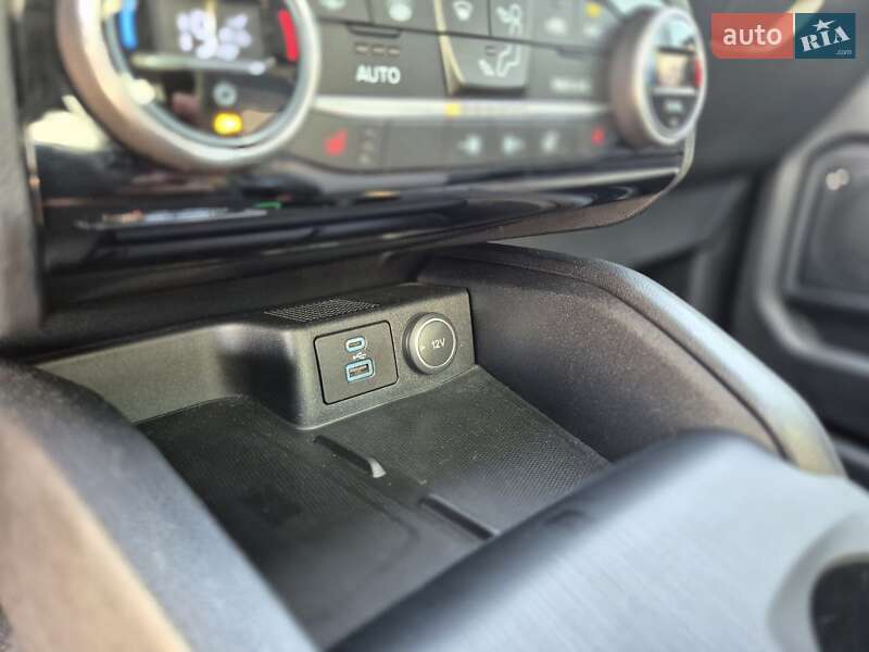 Позашляховик / Кросовер Ford Escape 2021 в Рівному