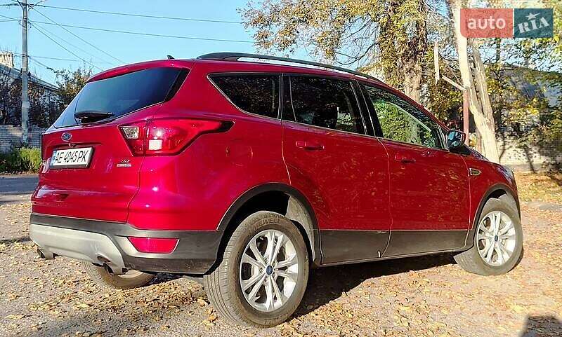 Внедорожник / Кроссовер Ford Escape 2019 в Киеве