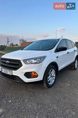 Внедорожник / Кроссовер Ford Escape 2018 в Броварах