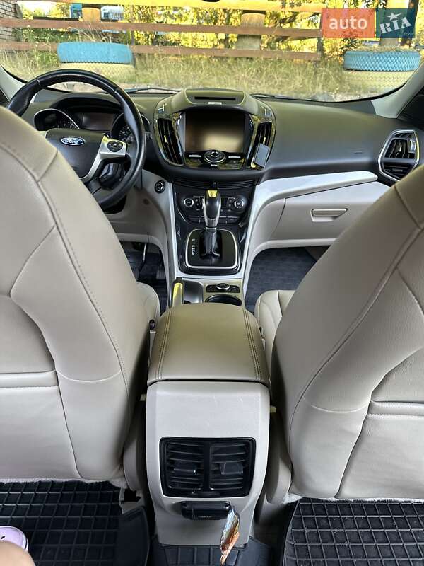 Внедорожник / Кроссовер Ford Escape 2013 в Благовещенском фото 12 Внедорожник / Кроссовер Ford Escape 2013 в Благовещенском