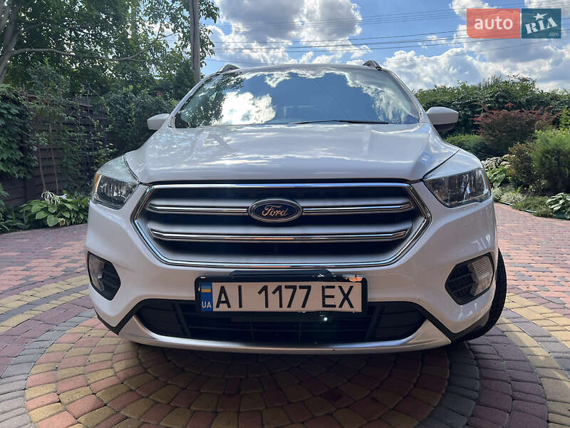 Позашляховик / Кросовер Ford Escape 2018 в Києві