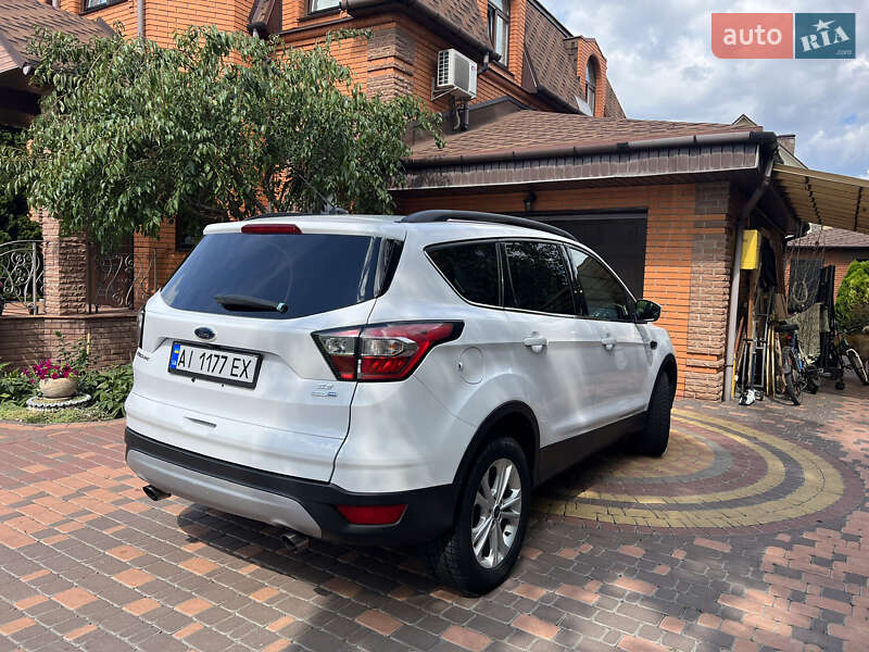 Позашляховик / Кросовер Ford Escape 2018 в Києві