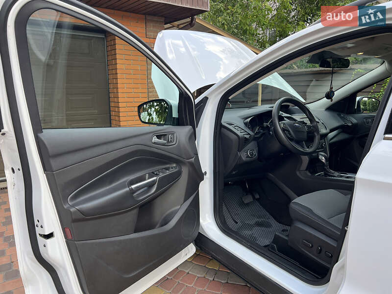 Позашляховик / Кросовер Ford Escape 2018 в Києві