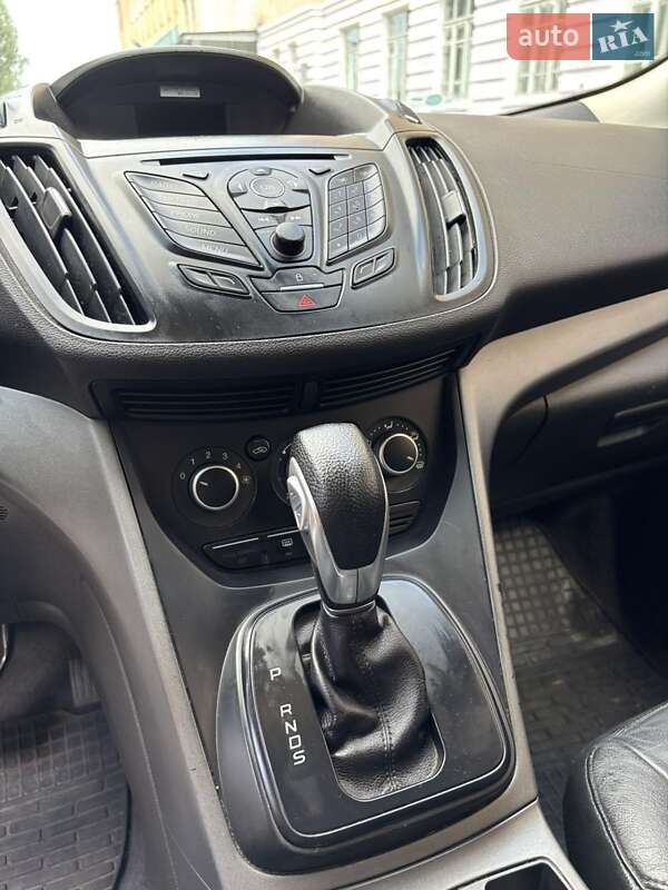 Внедорожник / Кроссовер Ford Escape 2014 в Славуте