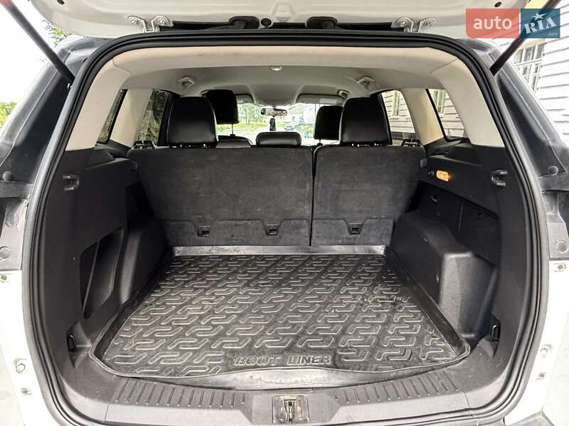 Внедорожник / Кроссовер Ford Escape 2014 в Славуте