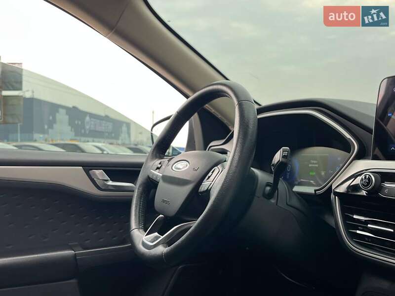 Внедорожник / Кроссовер Ford Escape 2020 в Львове