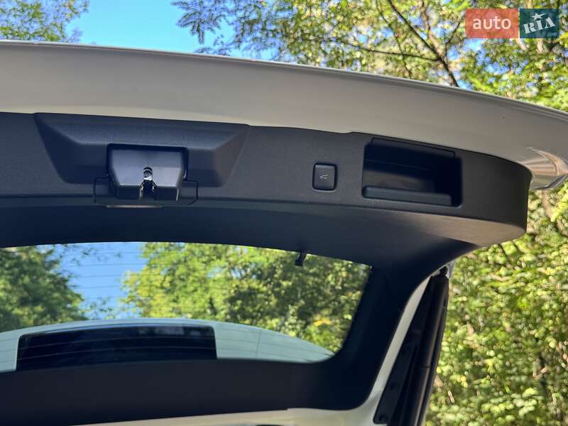 Внедорожник / Кроссовер Ford Escape 2023 в Киеве фото 28 Внедорожник / Кроссовер Ford Escape 2023 в Киеве