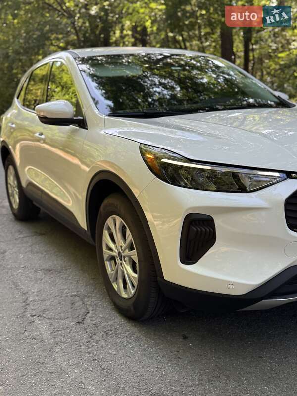 Внедорожник / Кроссовер Ford Escape 2023 в Киеве фото 69 Внедорожник / Кроссовер Ford Escape 2023 в Киеве