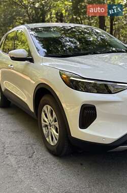 Внедорожник / Кроссовер Ford Escape 2023 в 