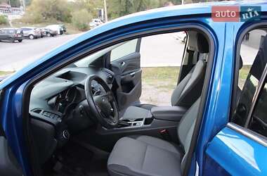 Внедорожник / Кроссовер Ford Escape 2016 в 