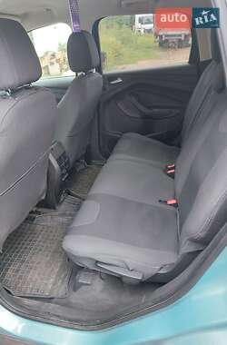 Внедорожник / Кроссовер Ford Escape 2013 в 