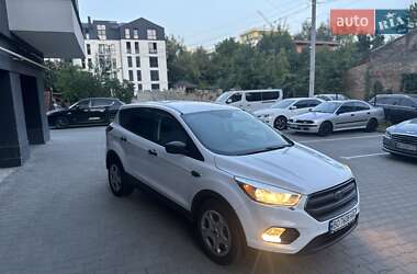 Внедорожник / Кроссовер Ford Escape 2016 в 