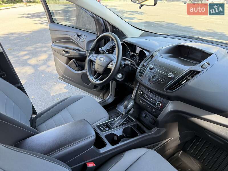Внедорожник / Кроссовер Ford Escape 2018 в Тернополе
