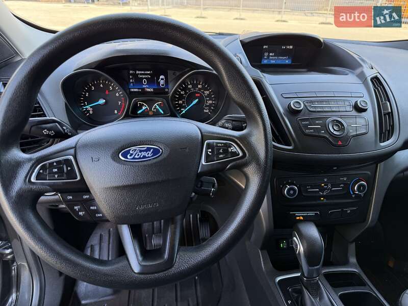 Внедорожник / Кроссовер Ford Escape 2018 в Тернополе
