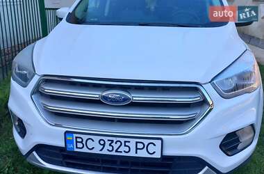 Внедорожник / Кроссовер Ford Escape 2017 в Львове
