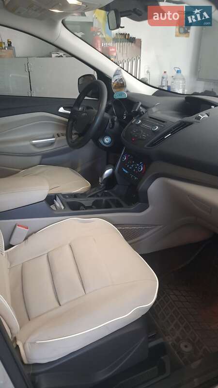 Внедорожник / Кроссовер Ford Escape 2017 в Тернополе фото 5 Внедорожник / Кроссовер Ford Escape 2017 в Тернополе