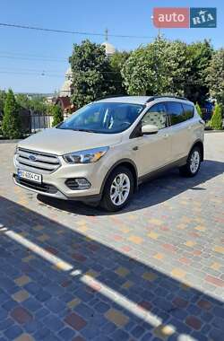 Внедорожник / Кроссовер Ford Escape 2017 в Тернополе