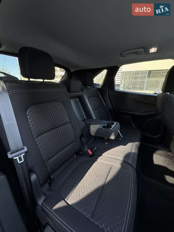 Внедорожник / Кроссовер Ford Escape 2023 в Киеве