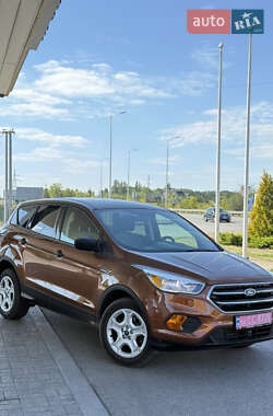 Внедорожник / Кроссовер Ford Escape 2017 в Днепре