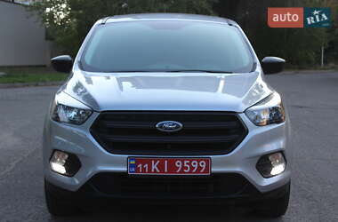Внедорожник / Кроссовер Ford Escape 2019 в 