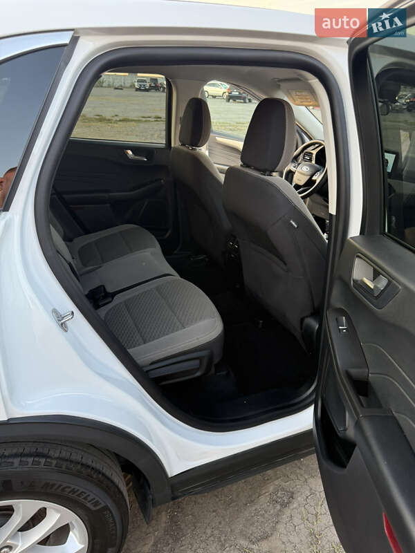 Внедорожник / Кроссовер Ford Escape 2021 в Виннице
