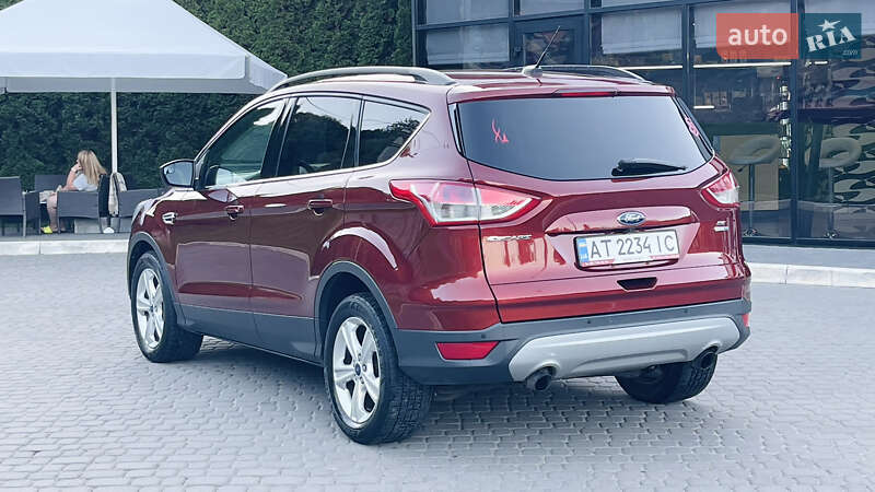 Внедорожник / Кроссовер Ford Escape 2015 в Львове