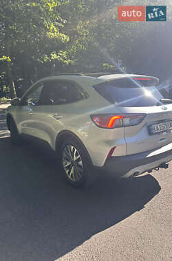 Позашляховик / Кросовер Ford Escape 2020 в Києві