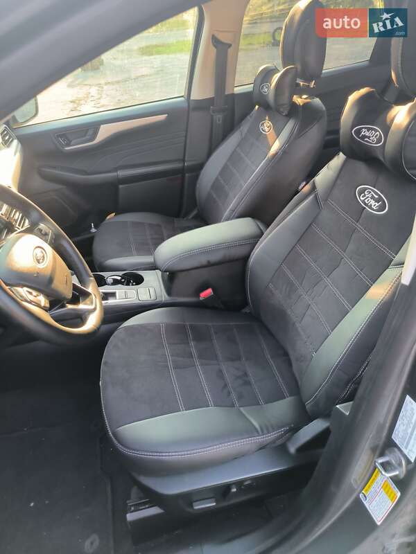 Позашляховик / Кросовер Ford Escape 2022 в Києві