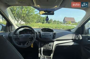 Позашляховик / Кросовер Ford Escape 2017 в 